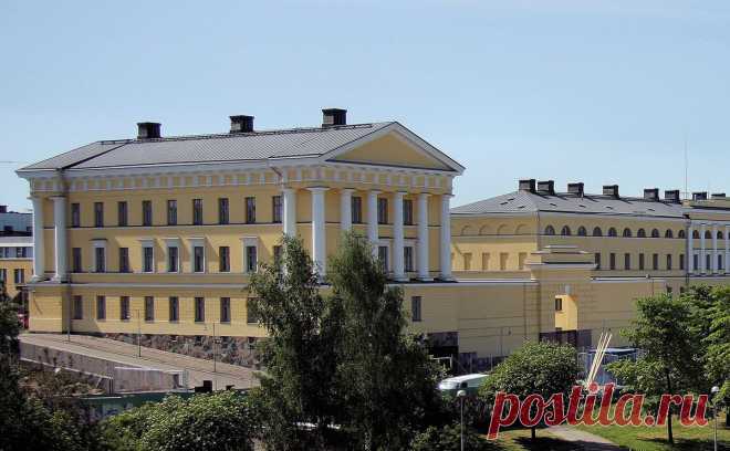 Финляндия отпустила задержанное в порту судно с российскими удобрениями. МИД Финляндии разрешил грузовому судну, застрявшему в порту Котка на юге страны из-за санкций Евросоюза, следовать дальше, говорится в заявлении ведомства.