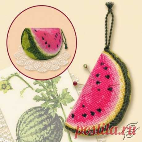 Схема вышивки крестом Игольница «Арбуз» (Закладки, игольницы, часы)