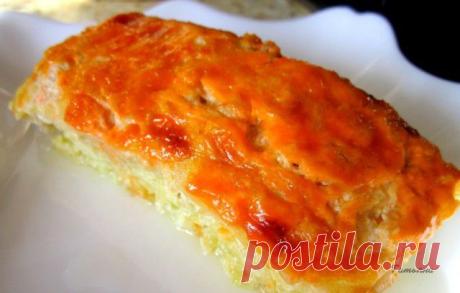 Нежнейшая запеканка из кабачка, курицы и помидоров черри