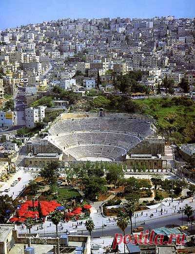 So I've already been here, but it was so beautiful that I'd go again!! Roman Amphitheatre in Amman, Jordan |  Dave Walli приколол(а) это к доске Amazing Views around the World!
