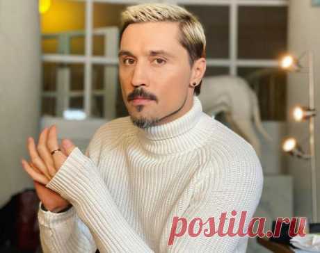 Дима Билан опубликовал подборку фото с Гном Гномычем в честь дня рождения крестника