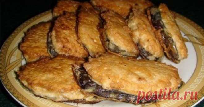 Мясные «бутерброды» прямо со сковороды: как покорить гостей за четверть часа Хрустящий кляр и сочный фарш!