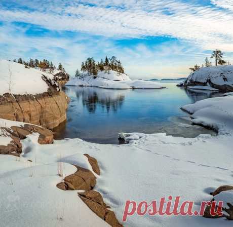 Зимний день на Ладожском озере. Автор фото – Фёдор Лашков: nat-geo.ru/community/user/27502 ❄