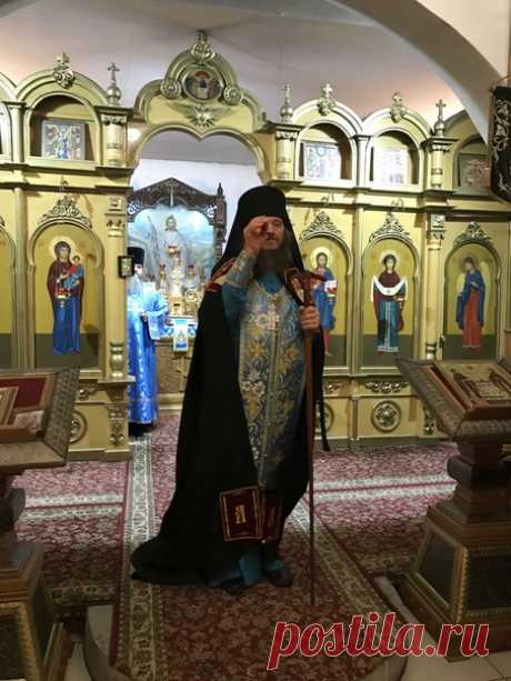 13 октября 2017 года Архимандрит Лавр  совершил торжественное Всенощное Бдение в канун престольного праздника Свято-Успенского мужского монастыря - Покрова Пресвятой Богородицы.
#ВсенощноеБдение #Покров #ПокровПресвятойБогородицы #архимандритЛавр