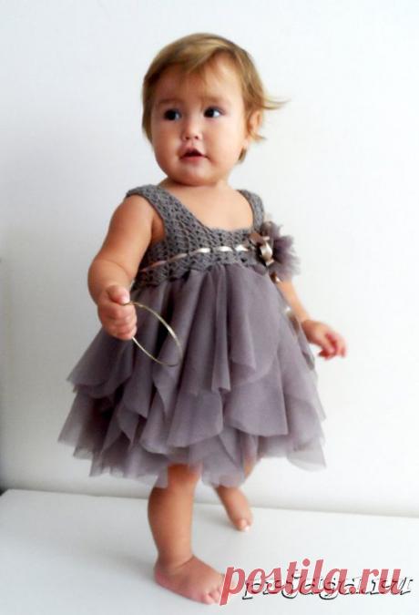 Кокетка крючком под детское платье