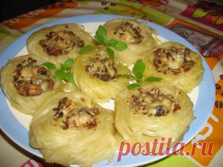 Куриная начинка с грибами для гнезд из макарон