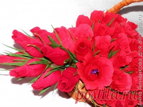 Розы из гофрированной бумаги