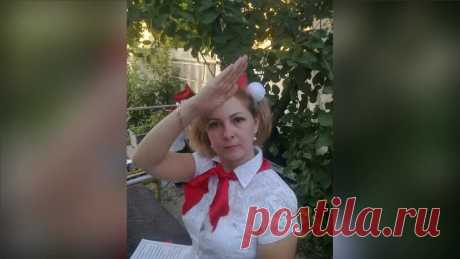 Хрен – единственное растение, способное вытягивать соль через поры кожи.

СДЕЛАЙТЕ – НЕ ПОЖАЛЕЕТЕ!
Избавиться от всей соли, которая накопилась в организме и может привести к солевым болезненным отложениям, помогут листья хрена..

Напоминаю проверенный и безотказный рецепт.

Возьмите свежие крупные листья хрена – 2 шт. Перед сном окуните их с двух сторон кипяток и сразу положите на спину, захватывая шею. Обвяжите тканью. Возможно легкое жжение, но боли нет.  

Утром осторож...