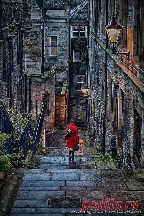 Stairway, Edinburgh, Scotland | The Best Travel Photos