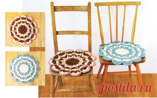Подушки на стульчик. - Для уюта в доме