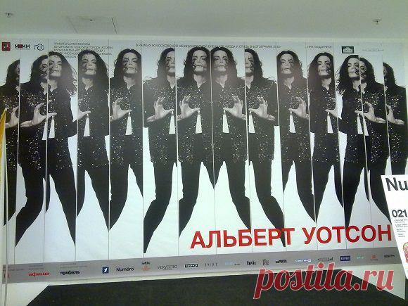 Альберт Уотсон, Мультимедиа Арт Музей. Междунароная биеннале "Мода и стиль в фотографии"