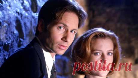 В США горит ангар, где снимали &quot;Секретные материалы&quot;. В США горит гигантский деревянный ангар, в котором снимали сериал &quot;Секретные материалы&quot; и фильм &quot;Перл Харбор&quot;. Об этом сообщает телеканал NBC. &quot;Утром во вторник пожар уничтожил исторический ангар времен Второй ...