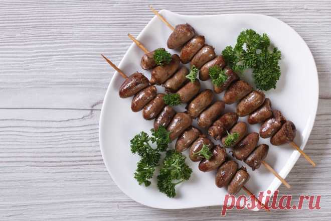 Рецепт вкусных куриных сердечек на шпажках