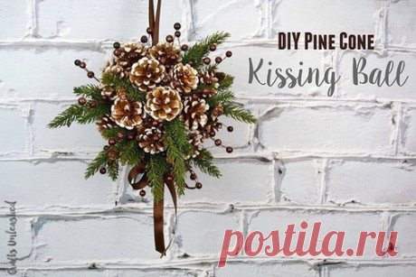 Шар из шишек и еловых ветвей для праздничного декора