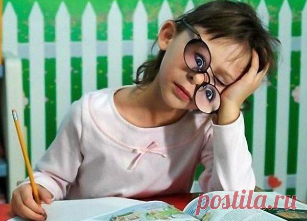 5 мотивирующих фраз для детей, которые не хотят учиться Несколько полезных советов, которые помогут вашему ребёнку пережить самую длинную учебную четверть в году.