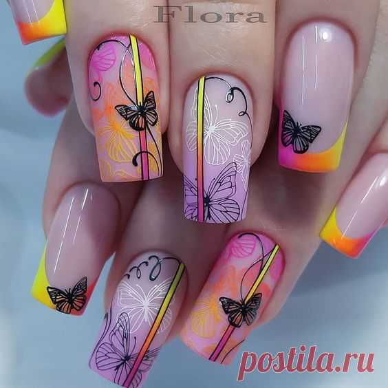 Маникюр с бабочками