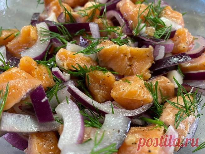 Сагудай из красной рыбы Это одна из вкуснейших рыбных закусок, которую я пробовала. А еще мне нравится тем, что готовится она очень просто - по-мужски. Рыболовы готовят сагудай из свежепойманной рыбы, к сожалению, у нас...