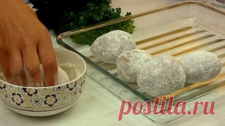Печёная картошка с острым соусом