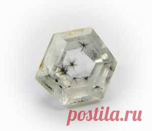Купить звездчатый кварц (с холандитом), прозрачный, огранённые камни, № 7045