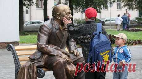 НЕСРАВНЕННОМУ И НЕПОВТОРИМОМУ....