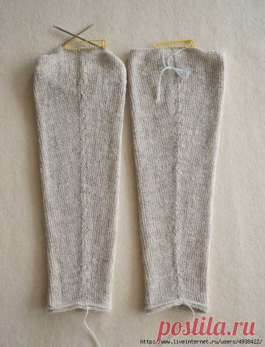 Lightweight Raglan Pullover by Purl Soho.