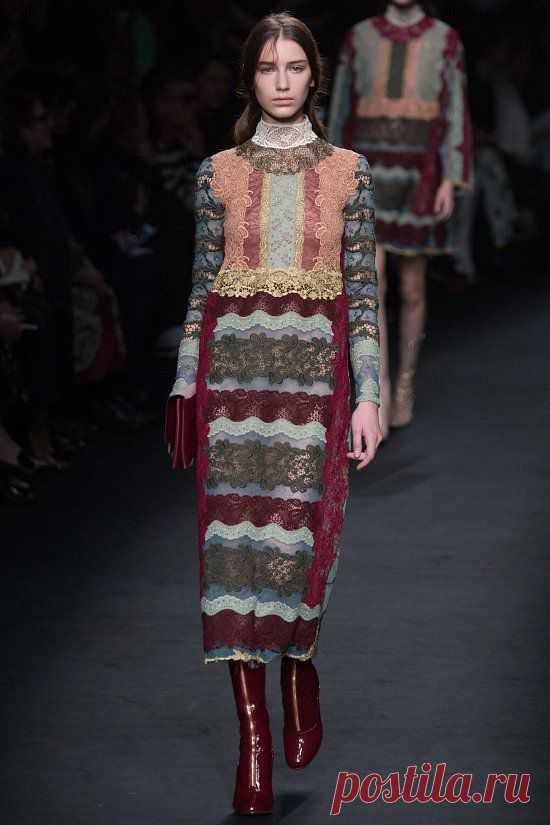 Valentino осень-зима 2015-2016