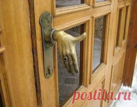 Дверная ручка