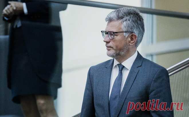 Замглавы МИД Украины попросил Германию утроить поставки танков Leopard 2. Замглавы украинского МИДа заявил, что к настоящему времени Украине было передано 18 танков Leopard 2, но их количество можно утроить. Как отмечает Tagesspiegel, как минимум две партии в Германии поддерживают это предложение