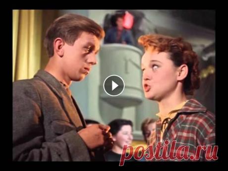 Я не знаю, как начать.. Карнавальная ночь

туника для малышки спицами