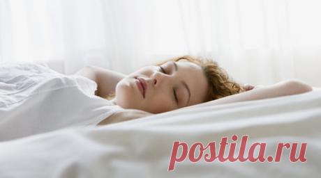 Терапевт Водовозов рассказал о пользе клиновидной подушки для сна. Врач-терапевт высшей категории, научный журналист Алексей Водовозов рассказал об особенностях клиновидной подушки и при каких заболеваниях человеку нужно спать, держа голову в приподнятом положении. Читать далее