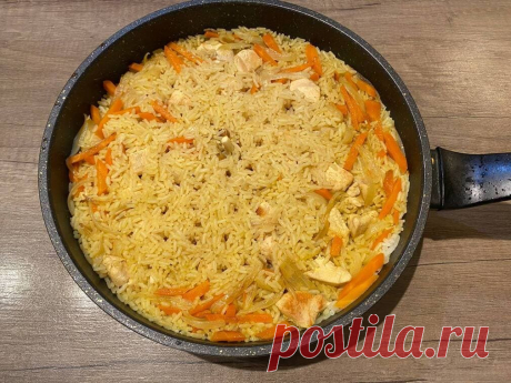 Плов с курицей на сковороде