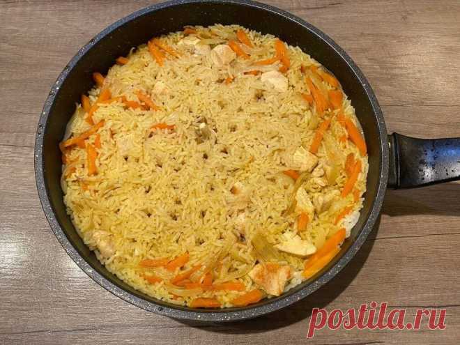 Плов с курицей на сковороде