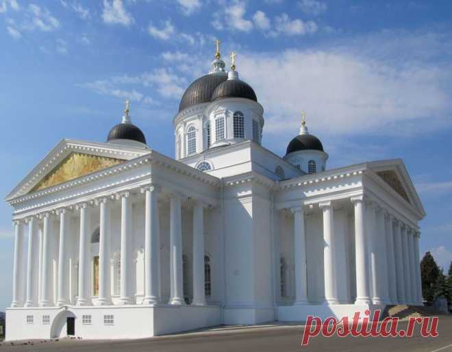 ВОСКРЕСНЫЙ СОБОР В АРЗАМАСЕ В ПАМЯТЬ 1812 г. ОСНОВАН-1814 г. СТРОИТЕЛЬСТВО-1814-1842 гг.
