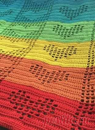 Плед с "сердечками" крючком