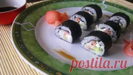 РОЛЛЫ С ГОРБУШЕЙ И КОПЧЕНОЙ КУРИЦЕЙ