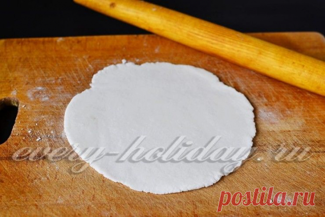 👌 Мастика для торта в домашних условиях, ссылки Желатин быстрорастворимый 1 ч.л.
Вода кипяченная 4 ч.л.
Сахарная пудра
Лимонный сок 1 ч.л.
