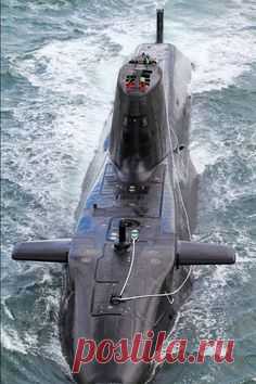 The Merlin is from 829 Naval Air Squadron based at Royal Naval Air Station Culdrose. 01 Flight embarked in HMS St Albans. This was the first Winch Transfer to an Astute Class Submarine, HMS Ambush
