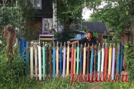 Не дача, а сказка! Как пенсионер превратил свой огород в Лукоморье Народный умелец создаёт из дерева скульптуры сказочных персонажей.