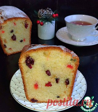 Кекс с клюквой и цукатами 