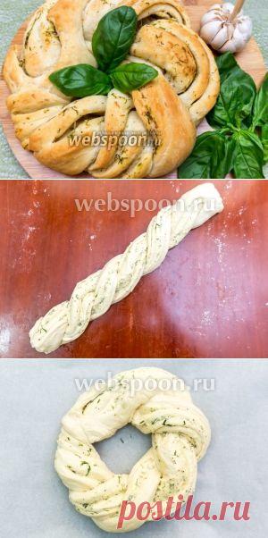 Хлеб с чесноком и прованскими травами.