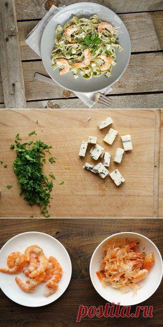 Фетучини с соусом Альфредо и креветками