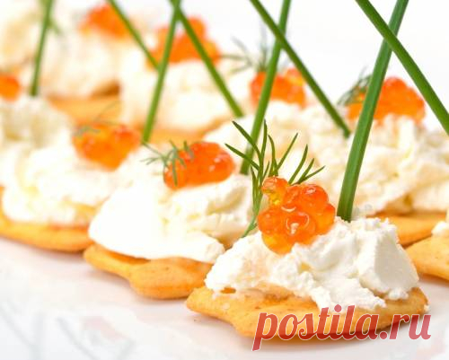 Топ-5 вкусных и простых закусок на новогодний стол :: Кулинарные рецепты :: KakProsto.ru: как просто сделать всё
