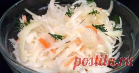 Классный рецепт - Салат из редьки с квашеной капустой!