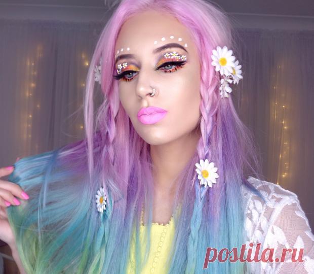 Новый бьюти-тренд Инстаграм: девушки окрашивают свои волосы в эффектные неоновые цвета