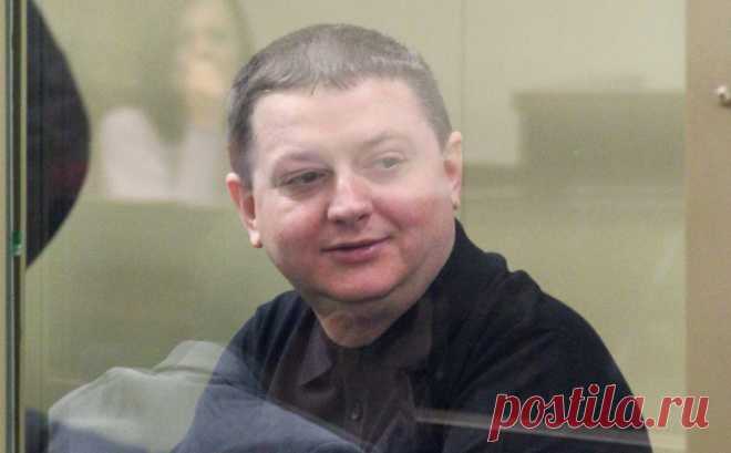 Суд отобрал земли у экс-супруги члена банды Цапков. Суд частично удовлетворил иск предпринимателя Николая Гордика против членов банды Цапков Вячеслава Цеповяза и Владимира Алексеева. В пользу Годрика взыскали более 2 млрд руб.