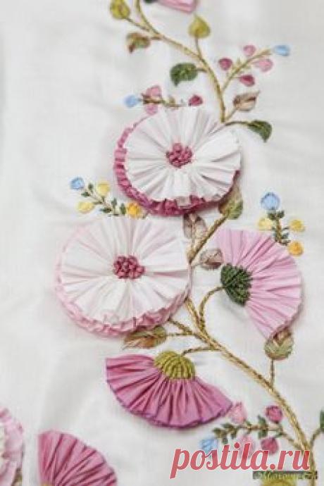 (8) Pinterest • The world’s catalog of ideas