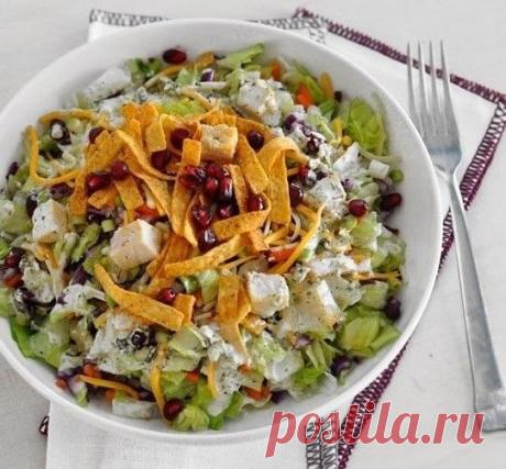 САЛАТ С КУРИЦЕЙ И ГРАНАТОМ