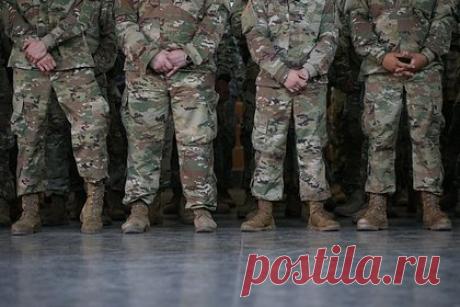 В США призвали начать спецоперацию в Мексике. Конгрессмены от Республиканской партии США Дэн Креншоу и Майк Вальц призвали Вашингтон начать военную спецоперацию в Мексике для борьбы с наркокартелями. По словам законодателей, отношение к мексиканским картелям должно быть такое же, как к ИГИЛ («Исламское государство», запрещенная в РФ террористическая организация).