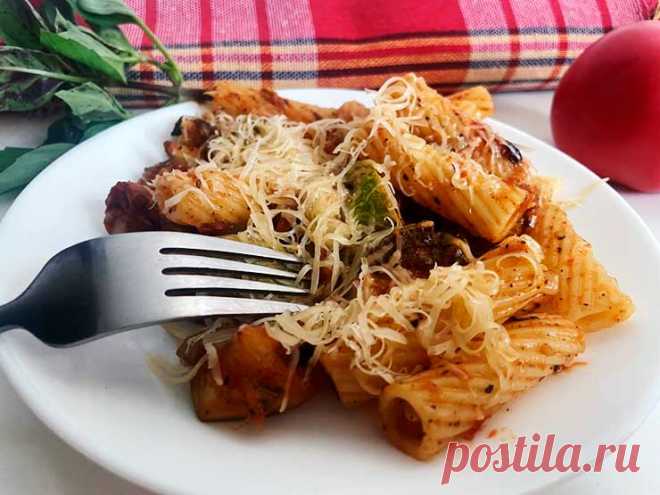 Паста с кабачками и помидорами по-итальянски - простой рецепт

Это очень вкусное и простое в приготовлении блюдо. Всего за полчаса можно сделать полноценный ужин для семьи из трех человек.