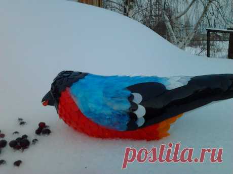 Снегирь из пластиковых бутылок.Мастер класс.